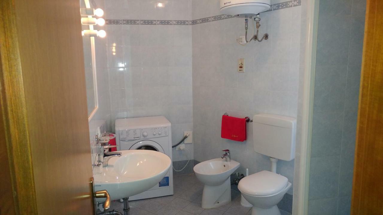 Condominio Moschettieri Trilocale Bibione Buitenkant foto