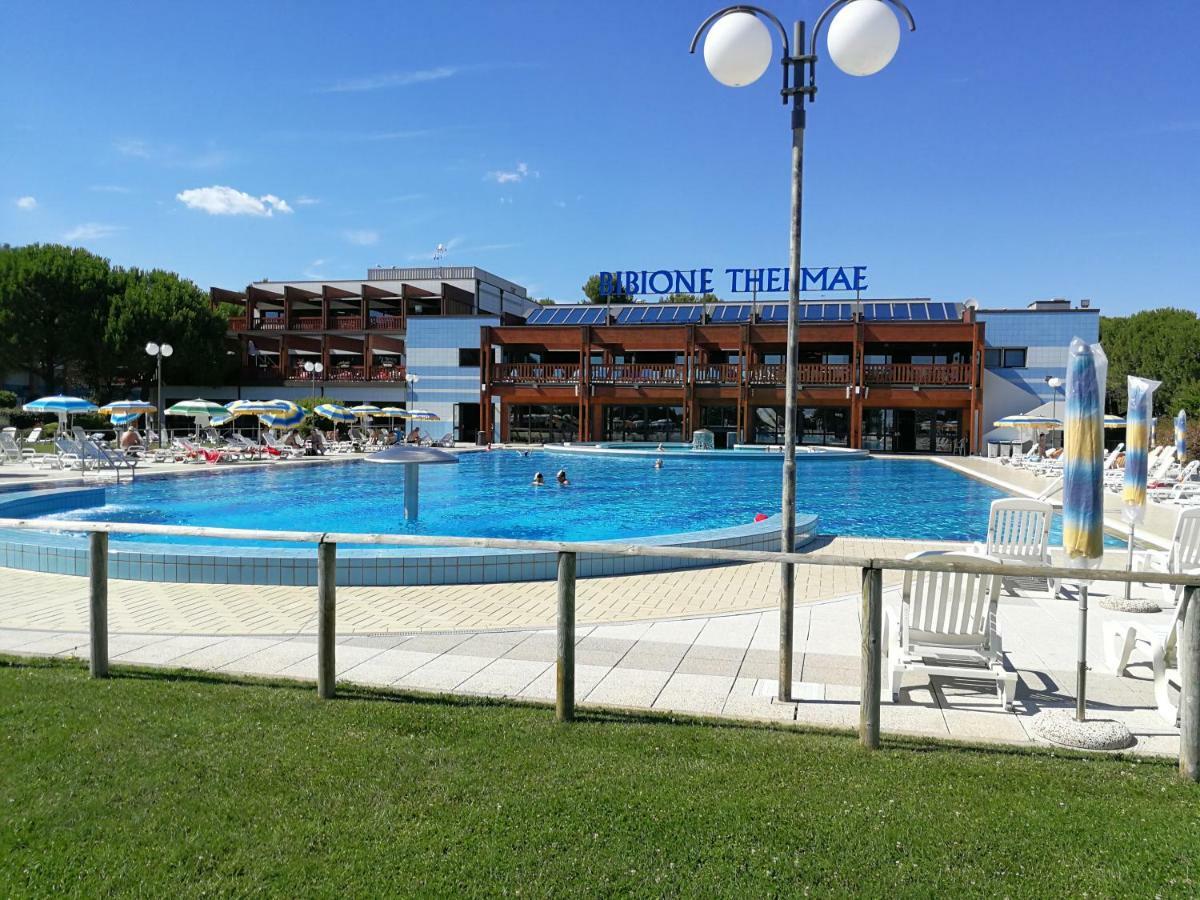 Condominio Moschettieri Trilocale Bibione Buitenkant foto